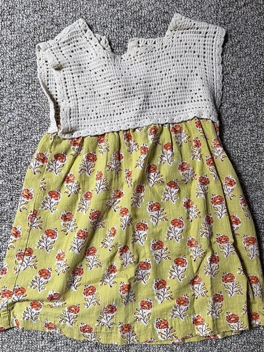 Zara Girls Floral Dress Size 6 Years Green & White